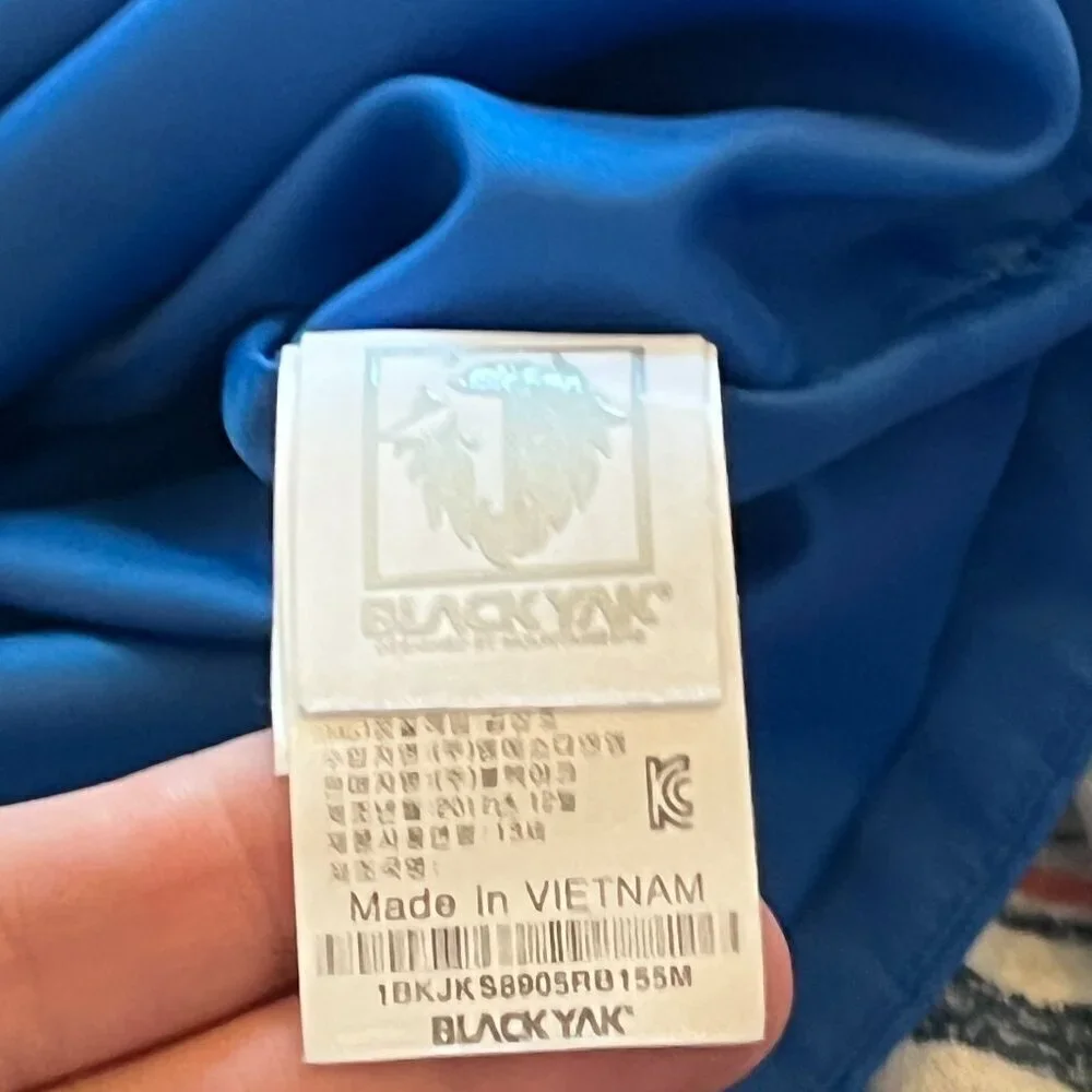 BlackYak snow jacket shell size 155 blue grey kids boys
